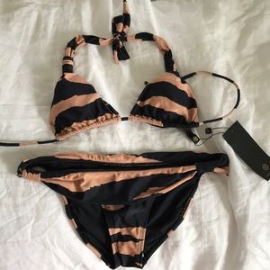Vix Paulahermanny bikini 2 piece